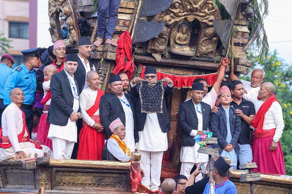 १६ सय वर्ष पुरानो रातो मच्छिन्द्रनाथ जात्रा आज ‘भोटो जात्रा’सँगै सम्पन्न हुँदै
